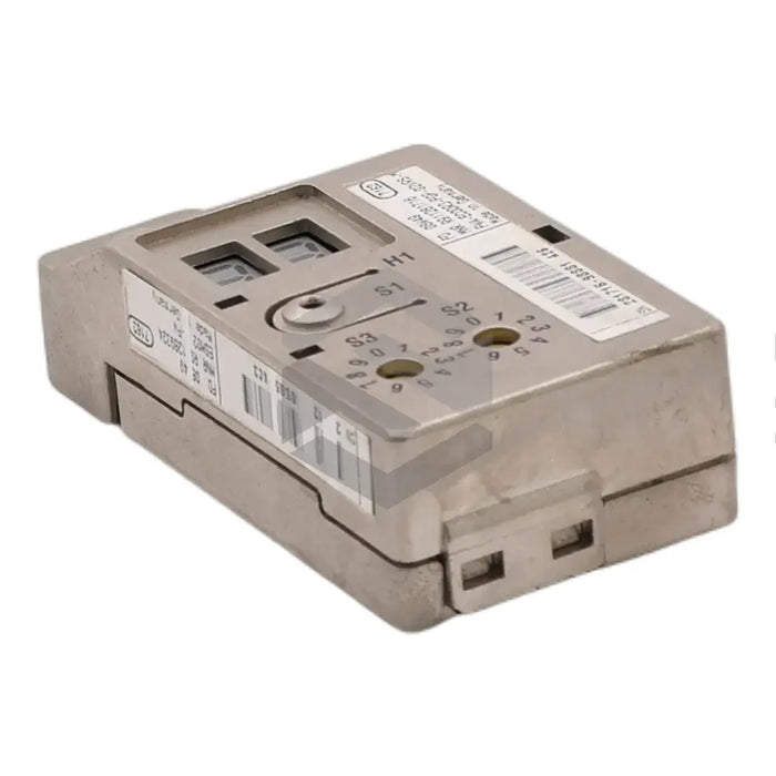 C image of R911281716 | Front Right