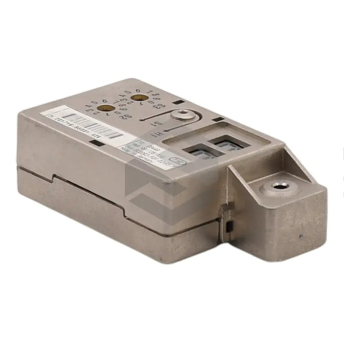 C image of R911281716 | Back Left