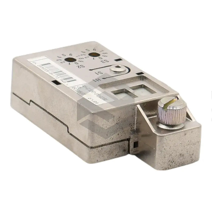 C image of R911285655 | Back Left