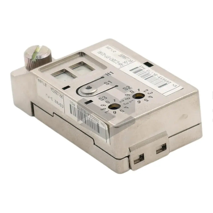 C image of R911285655 | Front Right